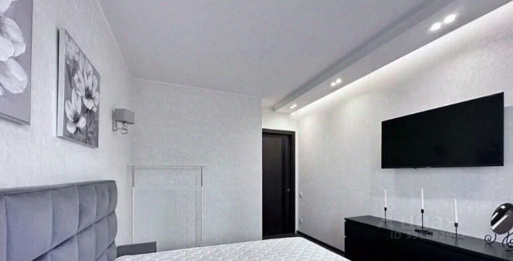 m. Shabolovskaya: Apartment, 2-rooms