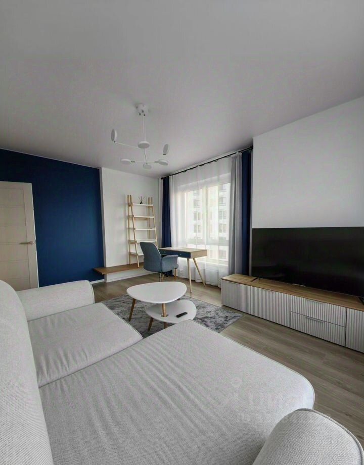 m. Aminyevskaya: Apartment, 2-rooms