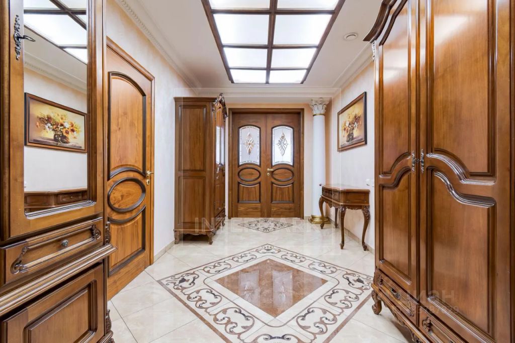 m. Chkalovskaya: Apartment, 4-rooms