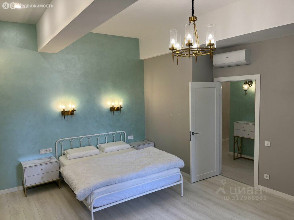 m. ZIL: Apartment, 1-rooms