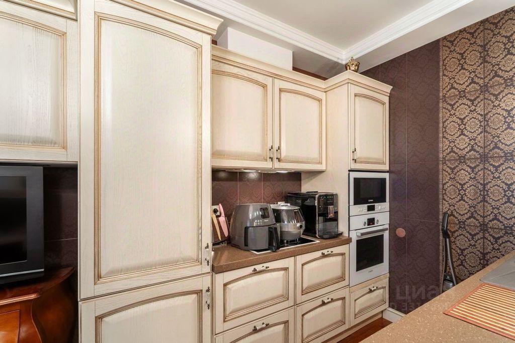 m. Davydkovo: Apartment, 3-rooms
