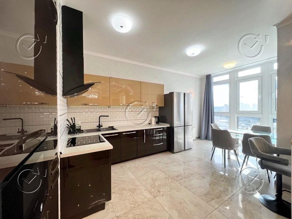 m. Khimki: Apartment, 2-rooms