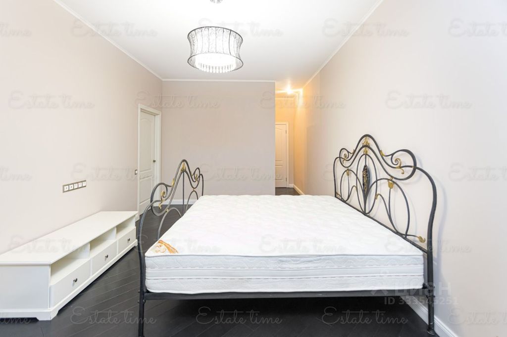 m. Slavyansky bulvar: Apartment, 2-rooms