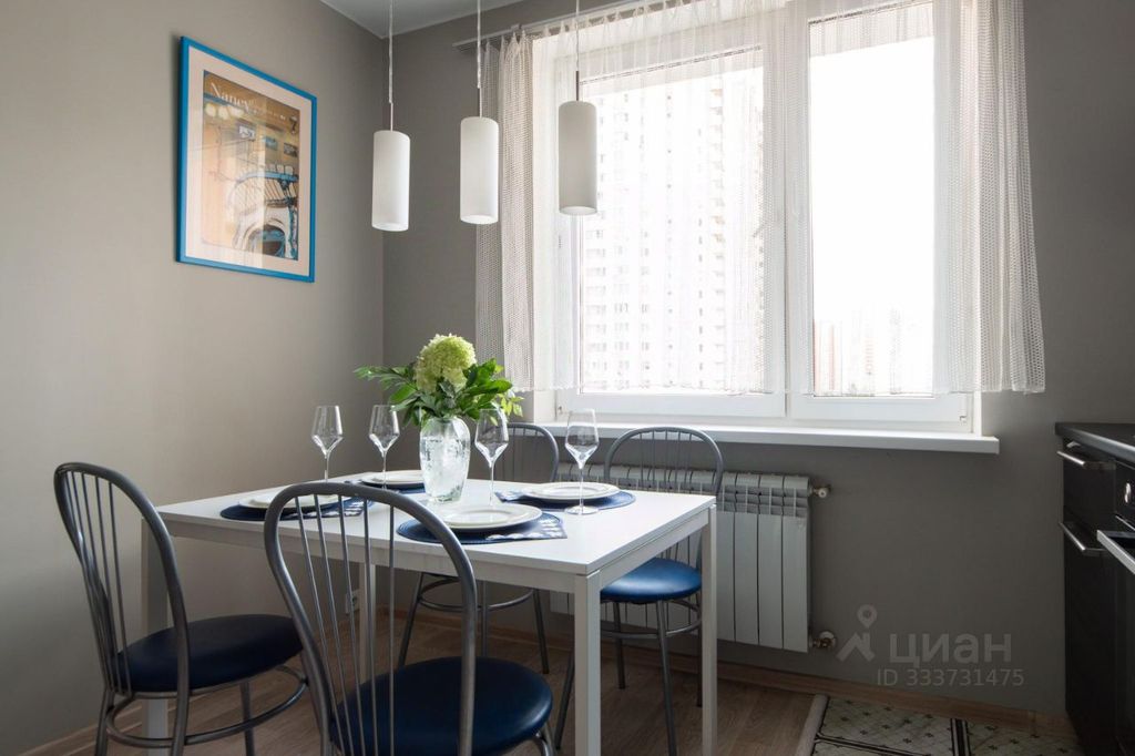 m. Myakinino: Apartment, 3-rooms