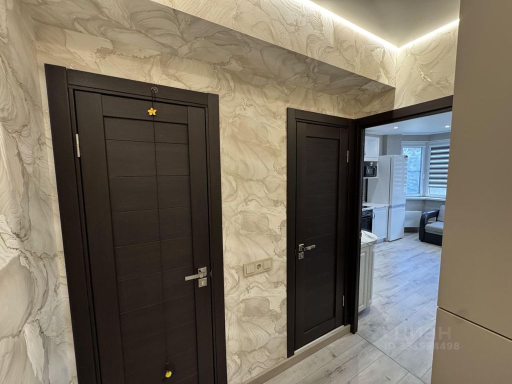 m. Bulvar Dmitriya Donskogo: Apartment, 2-rooms