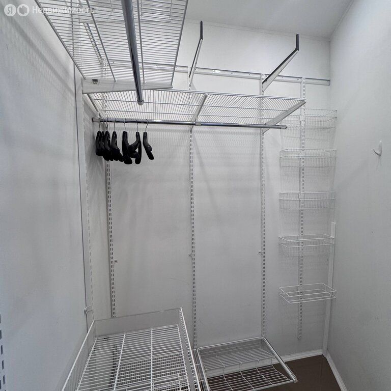 m. Aeroport: Apartment, 2-rooms