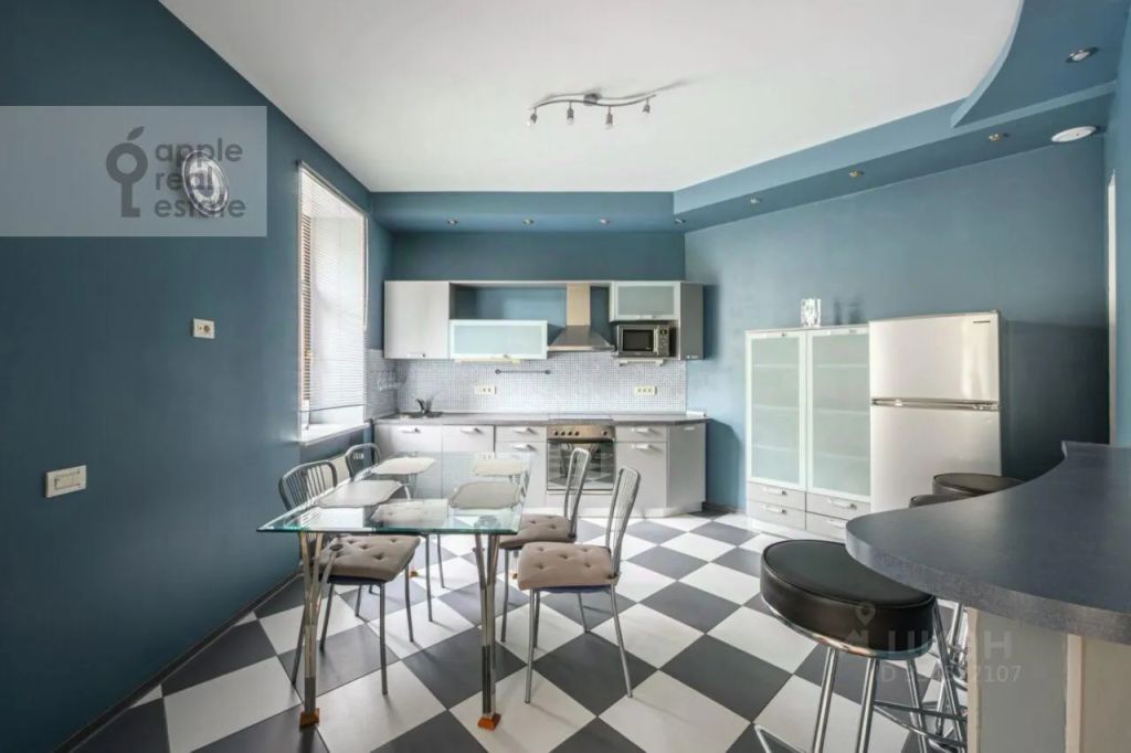 m. Mayakovskaya: Apartment, 2-rooms