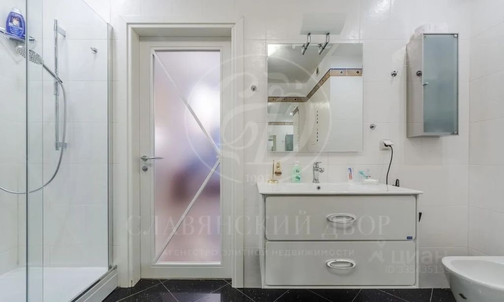 m. Arbatskaya: Apartment, 4-rooms