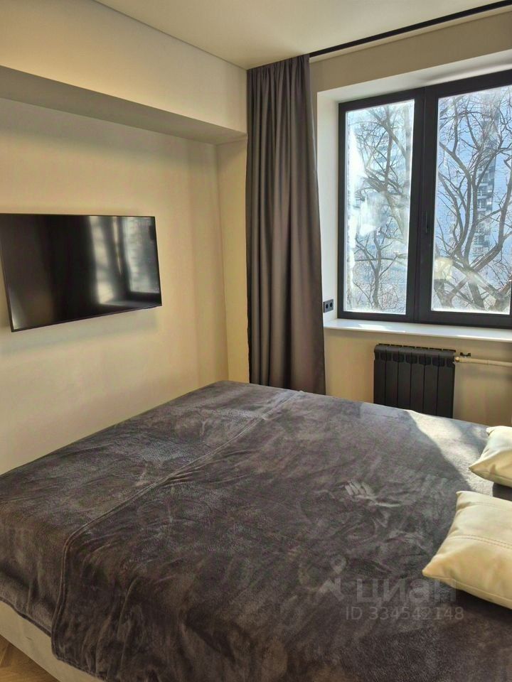 m. Smolenskaya: Apartment, 2-rooms