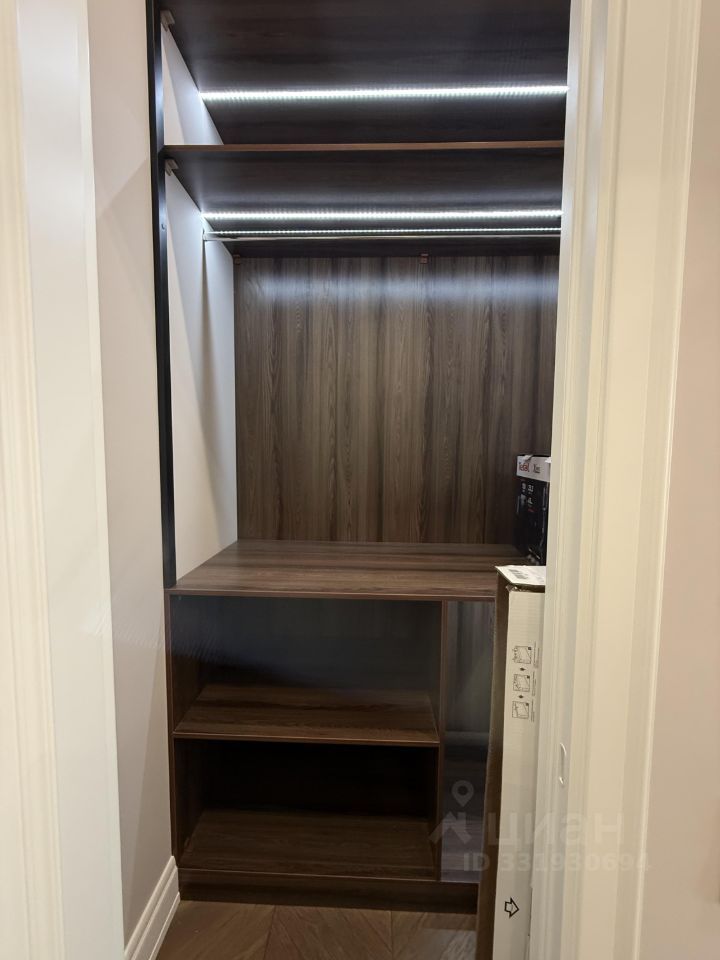 m. Spartak: Apartment, 3-rooms