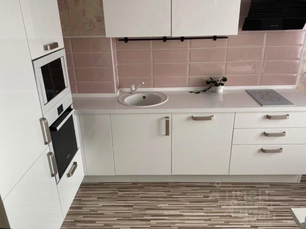 m. Sheremetyevskaya: Apartment, 2-rooms