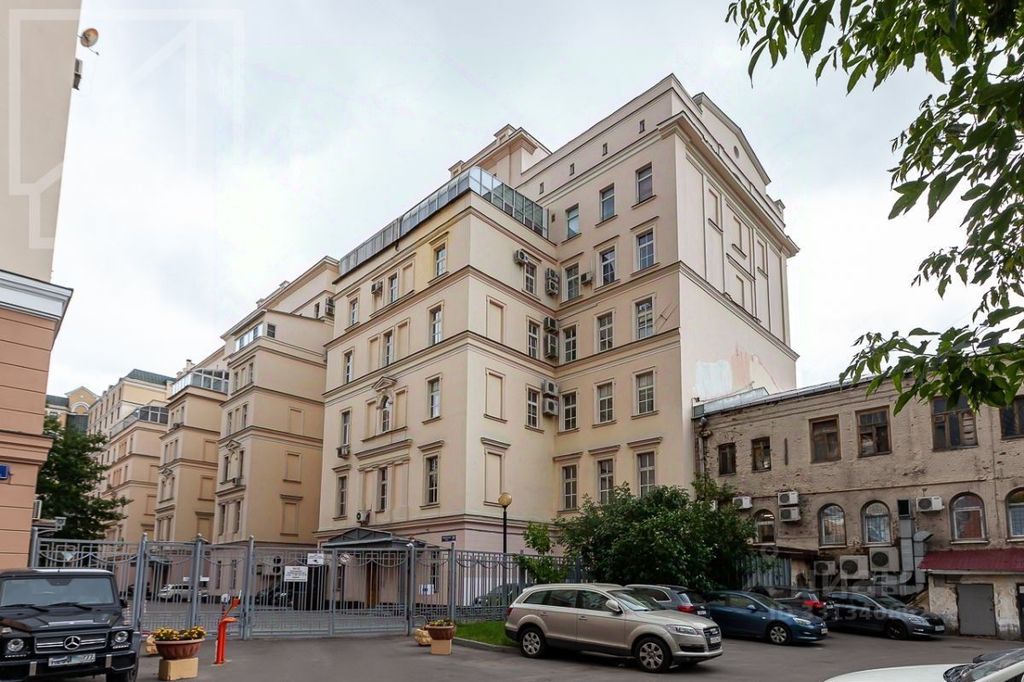 m. Mayakovskaya: Apartment, 3-rooms