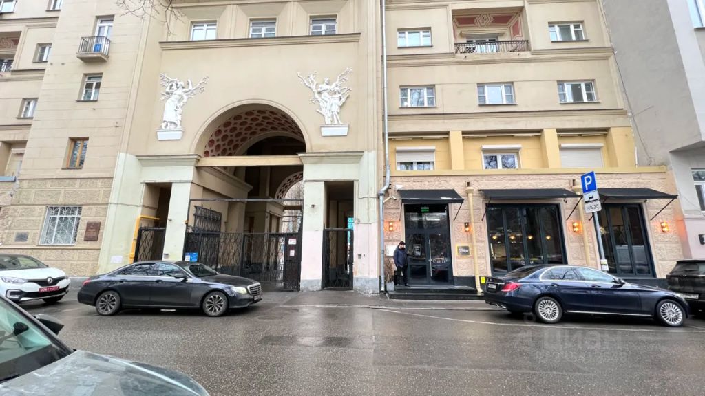 m. Barrikadnaya: Apartment, 1-rooms