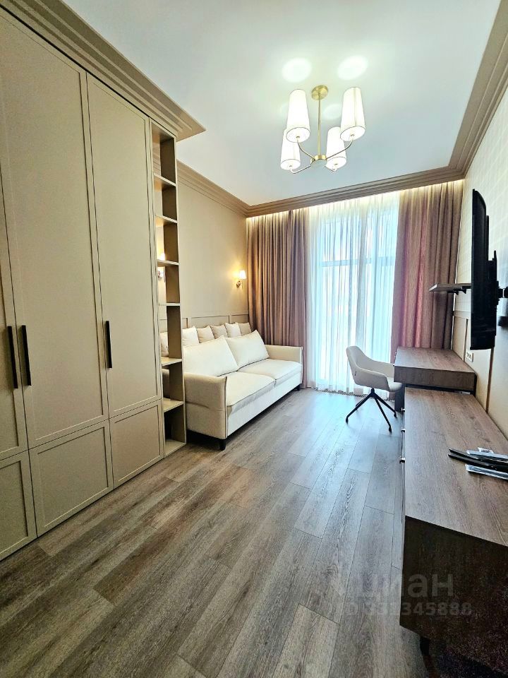 m. Zorge: Apartment, 3-rooms