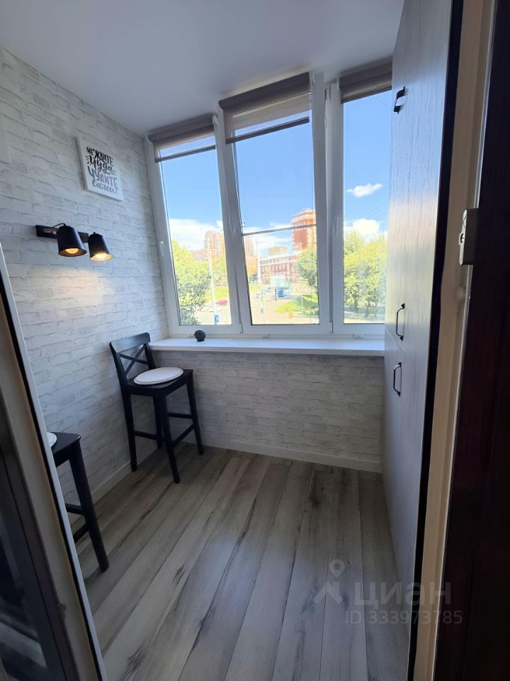 m. Ulitsa 1905 goda: Apartment, 2-rooms