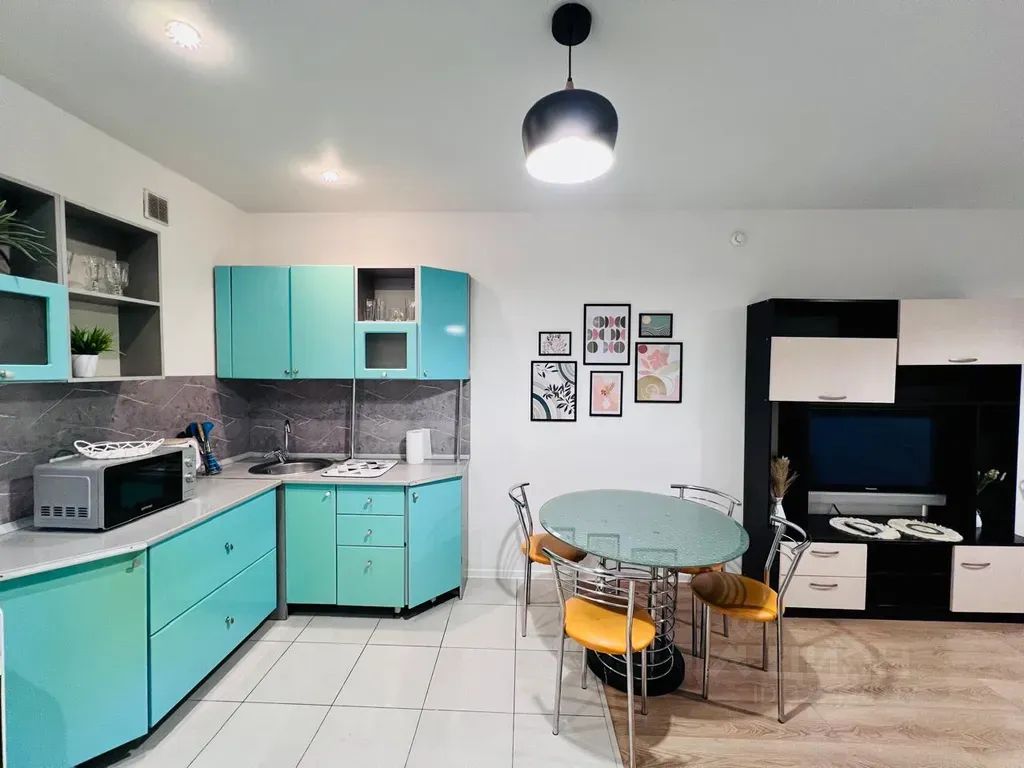 m. Nekrasovka: Apartment, 2-rooms