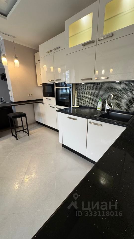 m. Khimki: Apartment, 3-rooms