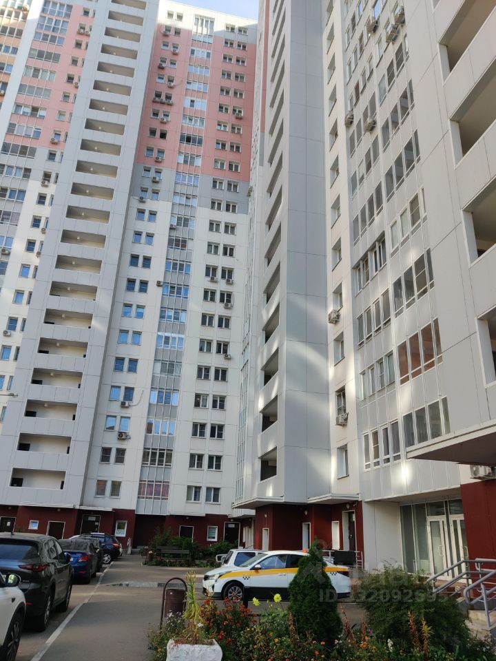 m. Pavshino: Apartment, 2-rooms