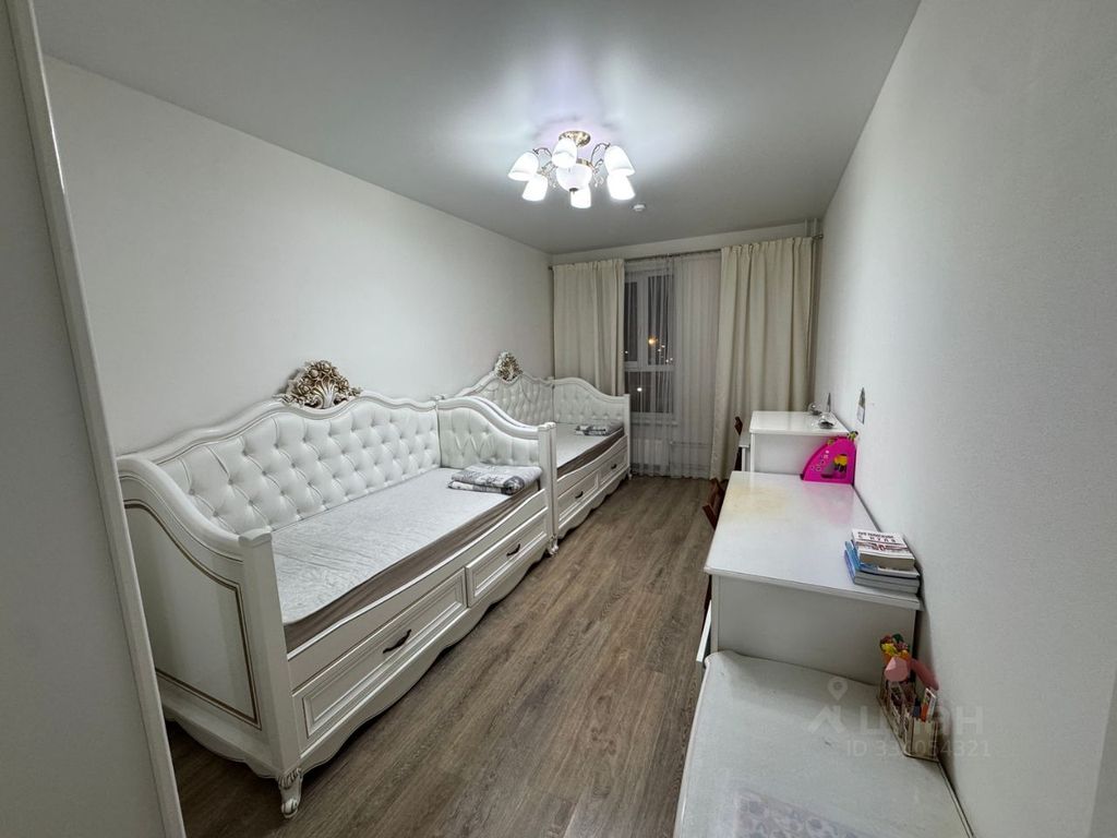 m. Nekrasovka: Apartment, 3-rooms