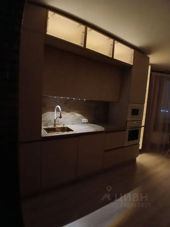 m. Myakinino: Apartment, 2-rooms