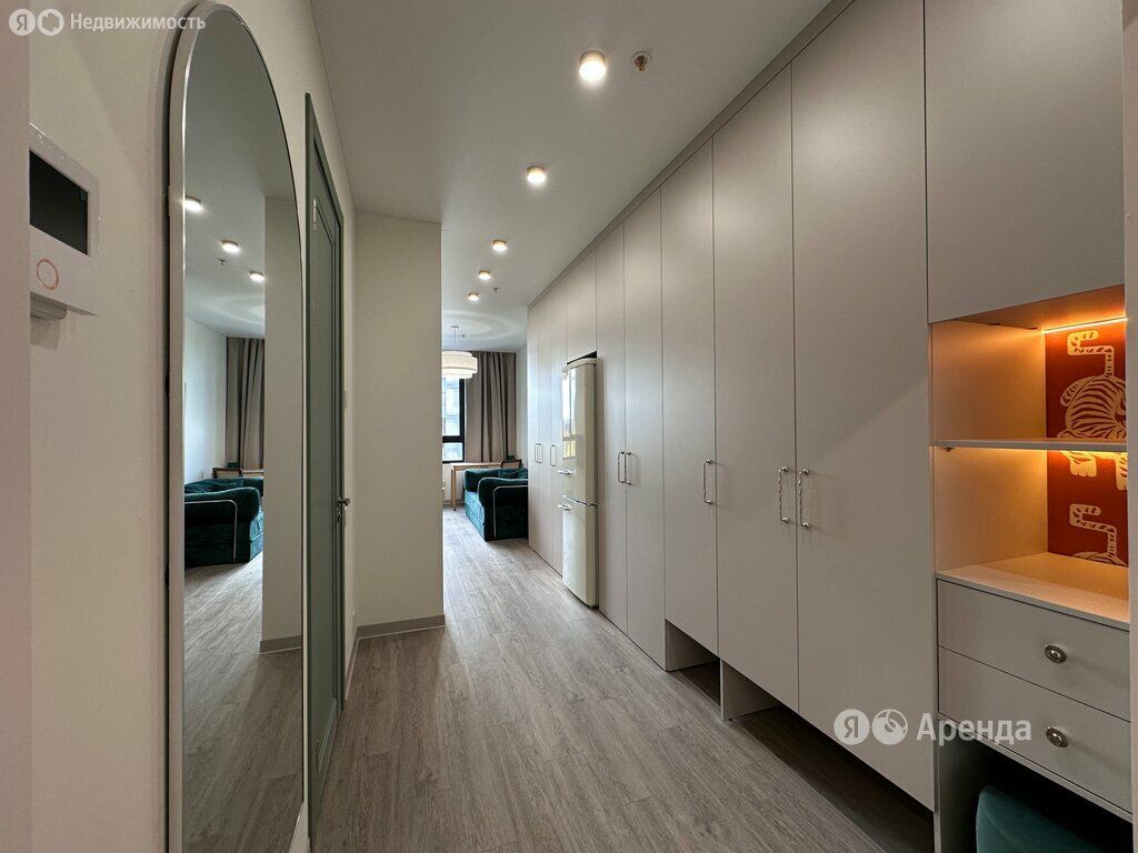 m. Maryina Roscha: Apartment, studio