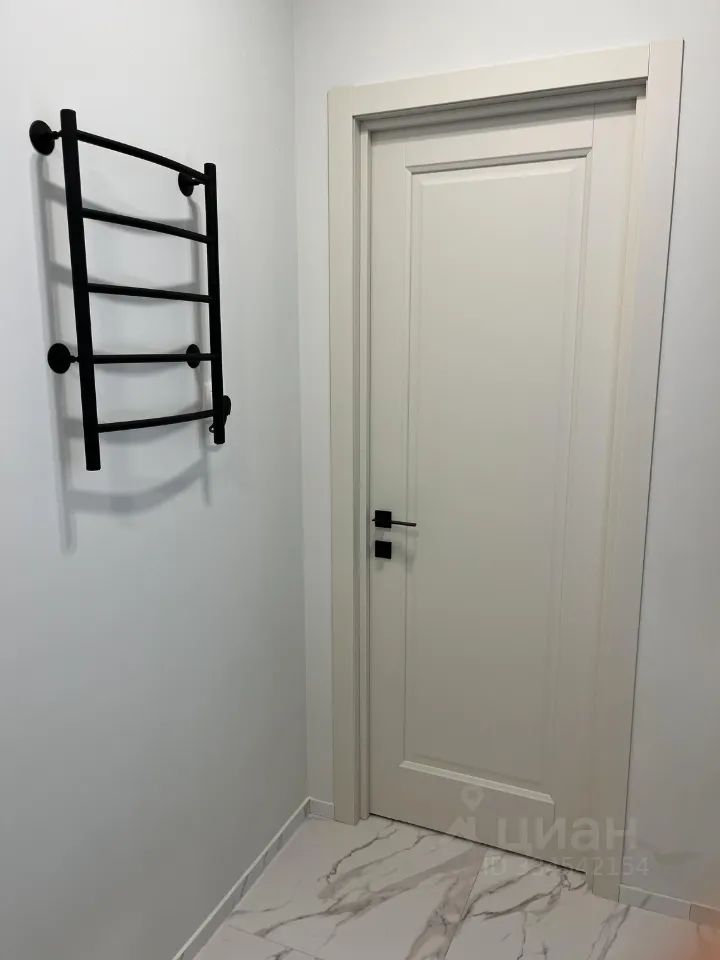 m. Buninskaya alleya: Apartment, 1-rooms