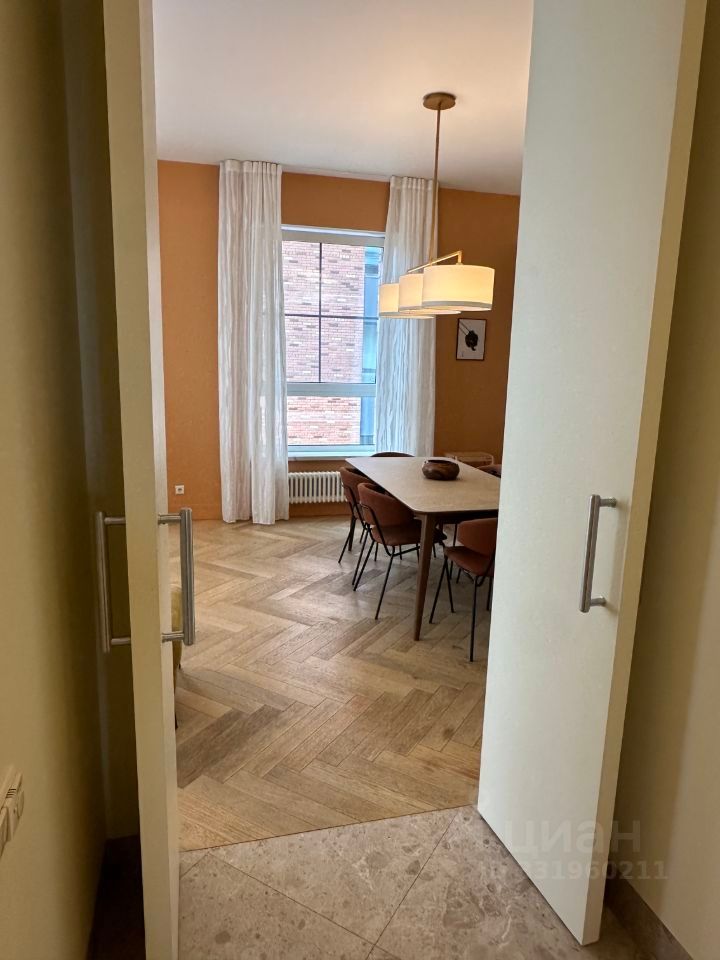 m. Delovoy tsentr (Vystavochnaya): Apartment, 3-rooms