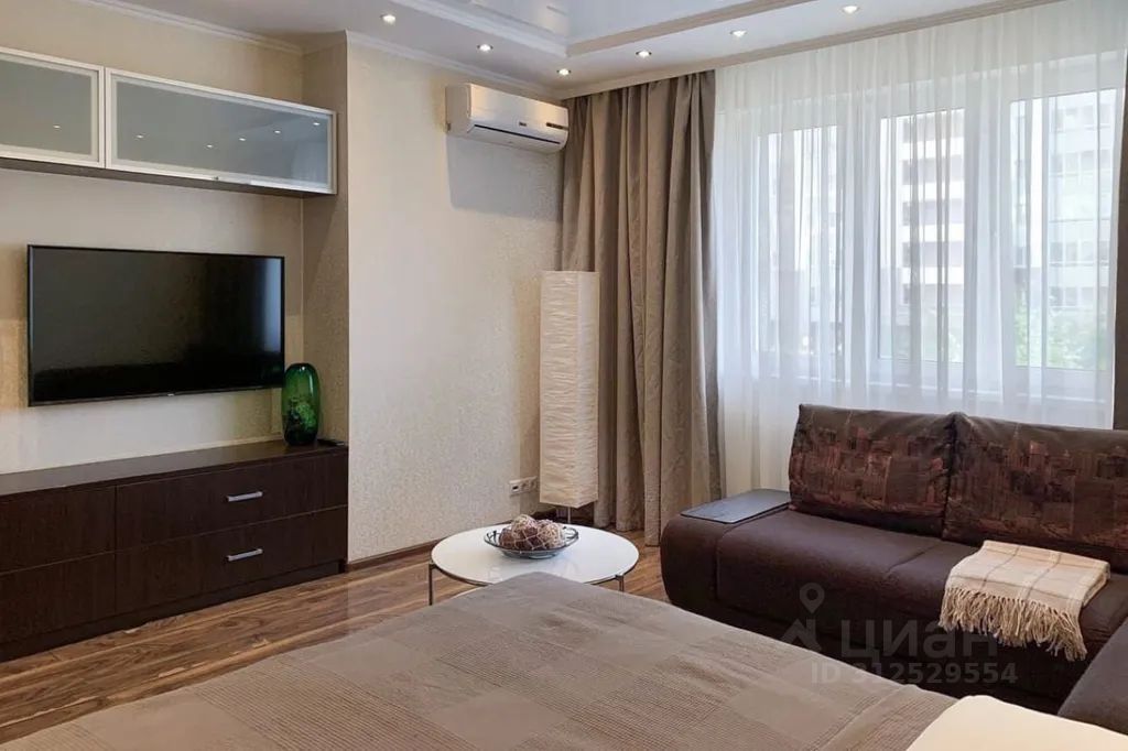 m. Pavshino: Apartment, 1-rooms