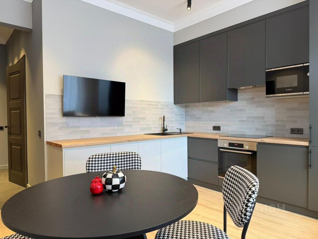 m. Shelepikha: Apartment, 2-rooms