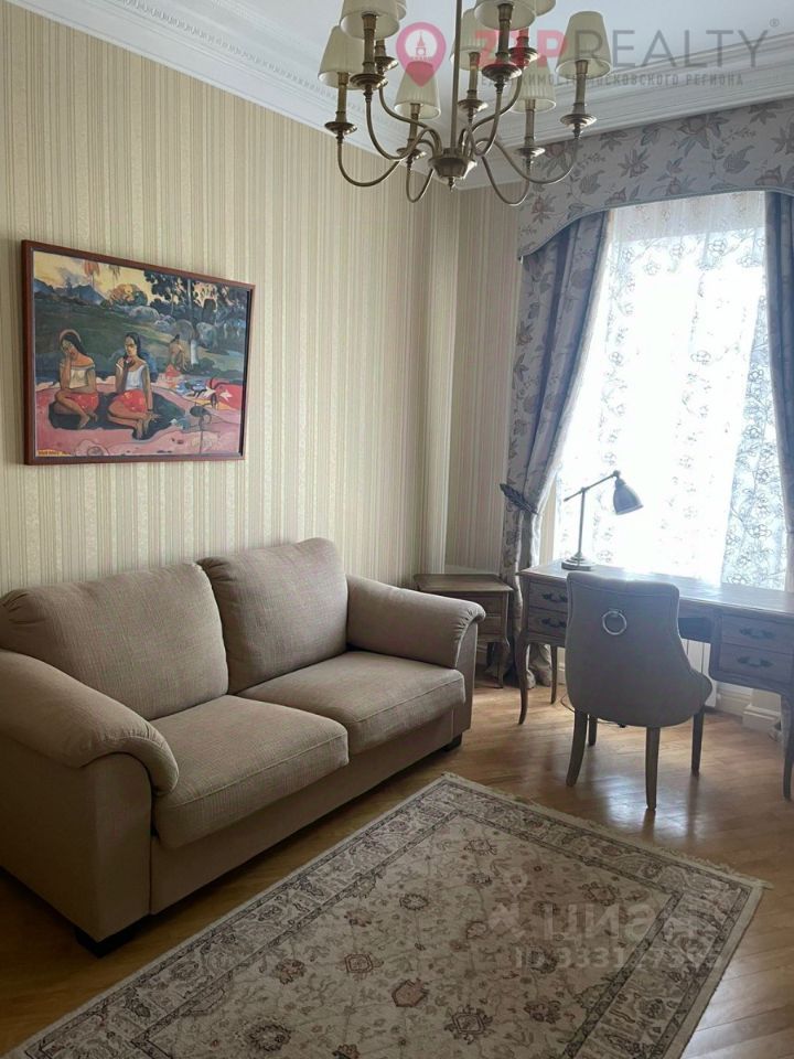 m. Smolenskaya: Apartment, 3-rooms