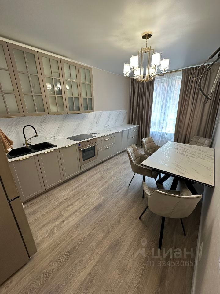 m. Skolkovo: Apartment, 3-rooms