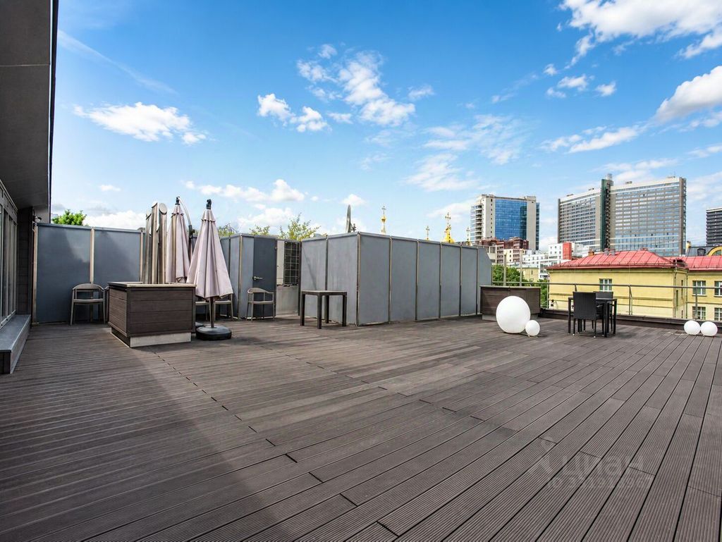 m. Smolenskaya: Apartment, 5-rooms