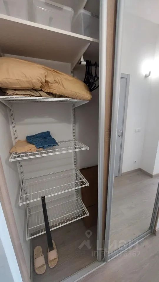 m. Novodachnaya: Apartment, studio