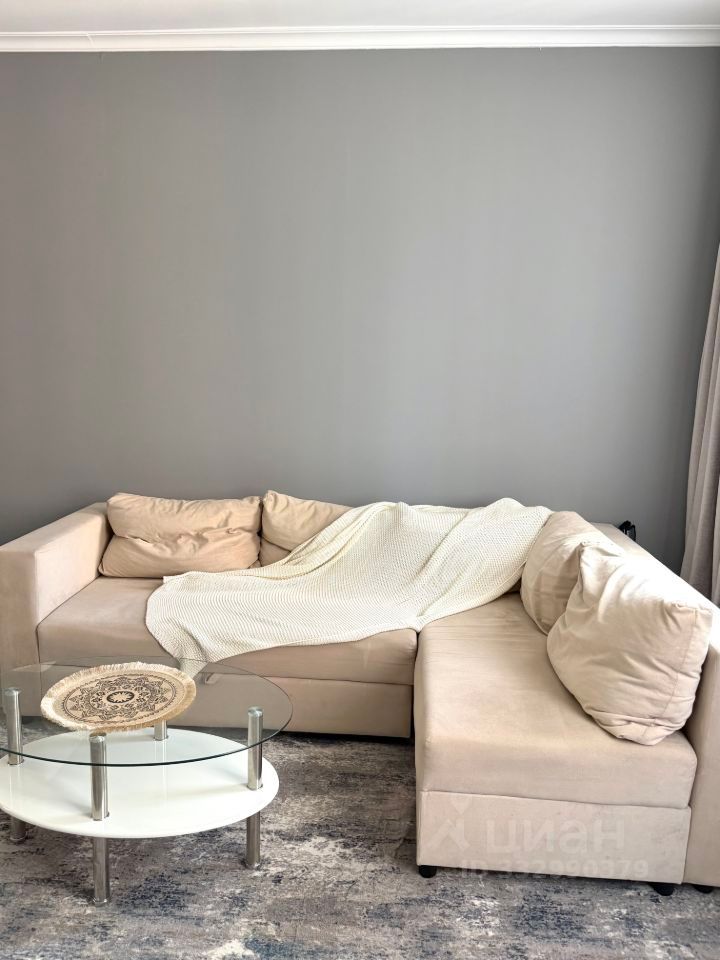 m. Strogino: Apartment, 2-rooms
