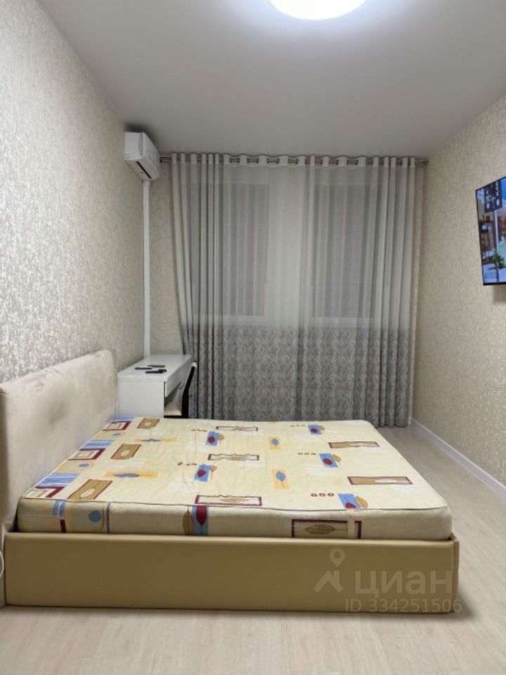 m. Rabochy Poselok: Apartment, 1-rooms