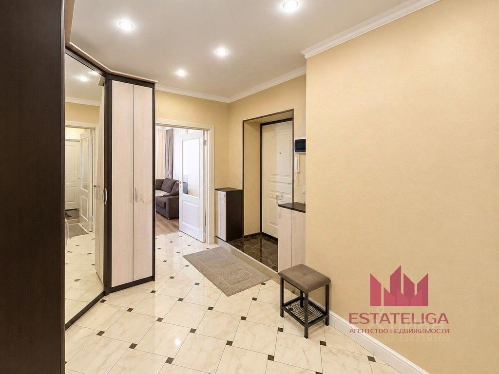 m. Krasnopresnenskaya: Apartment, 2-rooms