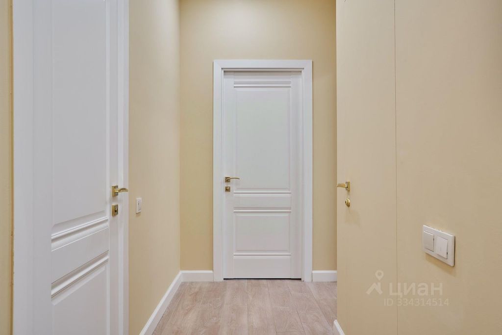 m. Dinamo: Apartment, 2-rooms