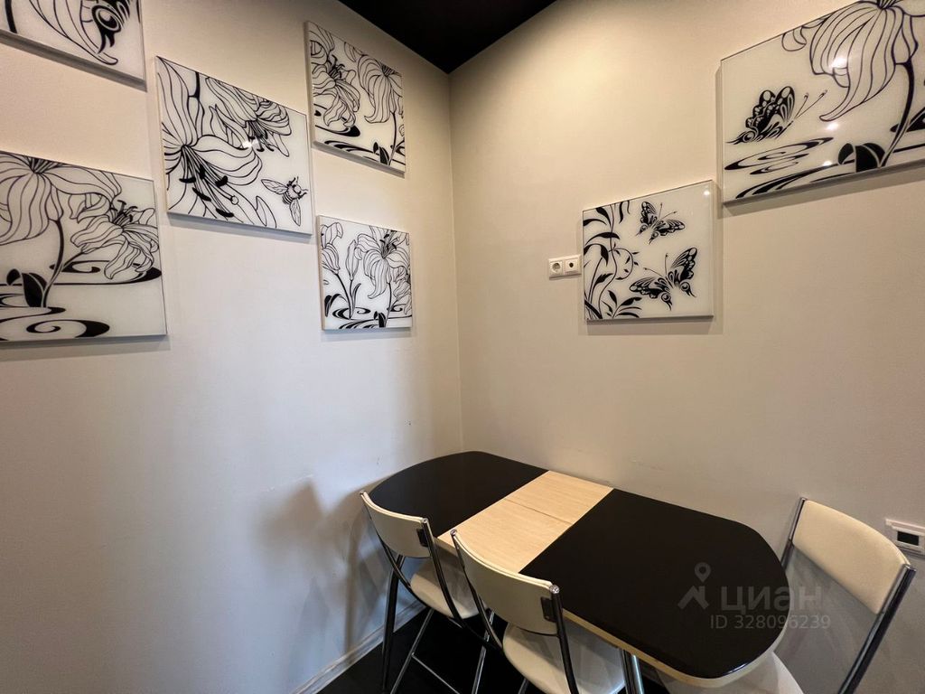 m. Krasnogorskaya: Apartment, 3-rooms