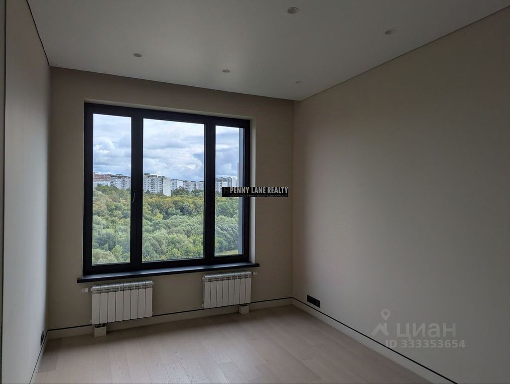 m. Michurinsky prospekt: Apartment, 3-rooms