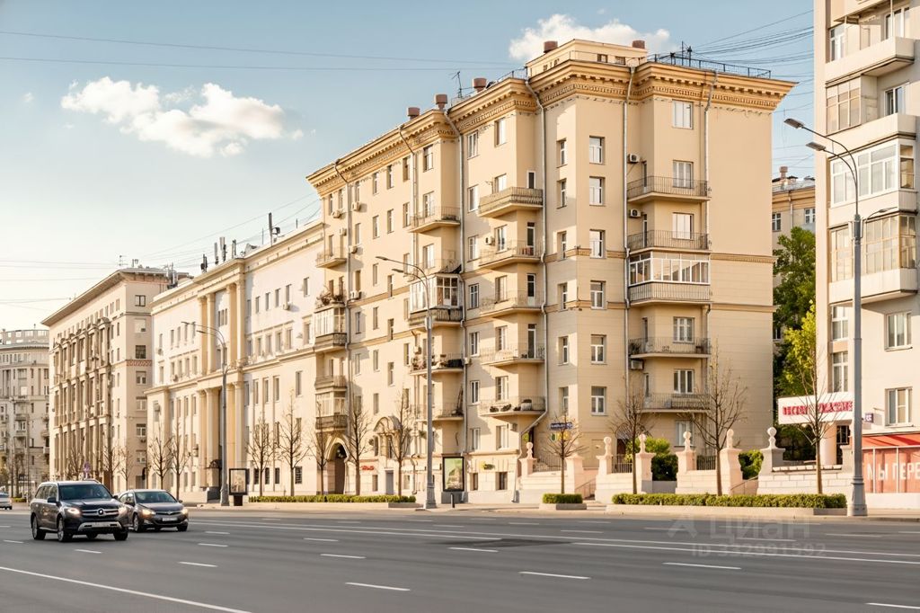 m. Chkalovskaya: Apartment, 1-rooms