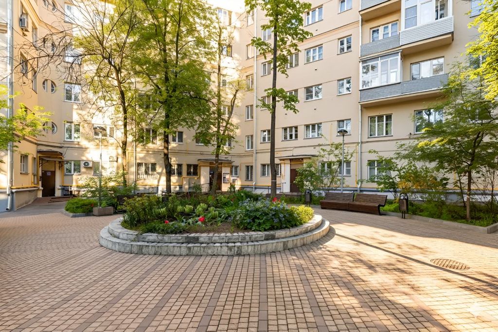 m. Chkalovskaya: Apartment, 1-rooms