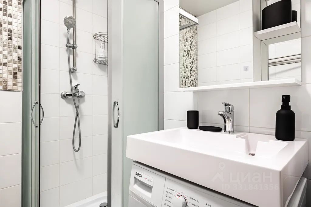 m. Aminyevskaya: Apartment, studio