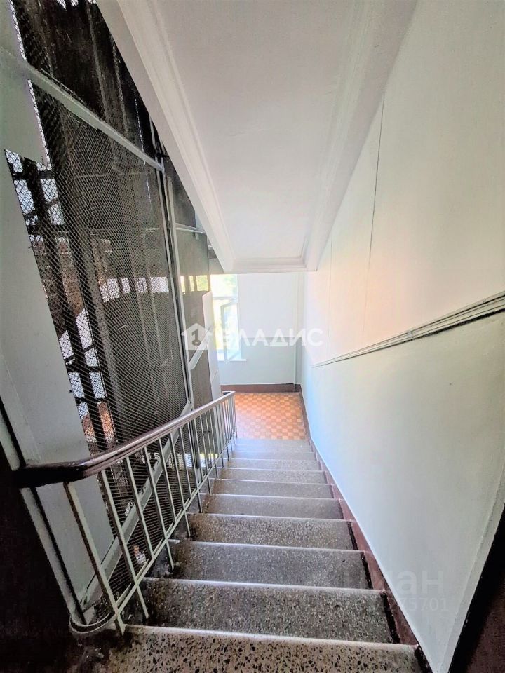 m. Shabolovskaya: Apartment, 2-rooms