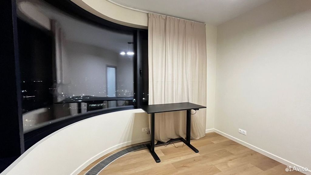 m. Trikotazhnaya: Apartment, 2-rooms