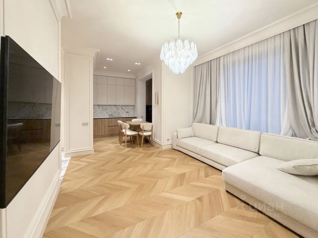 m. Ulitsa Sergeya Eyzenshteyna: Apartment, 2-rooms