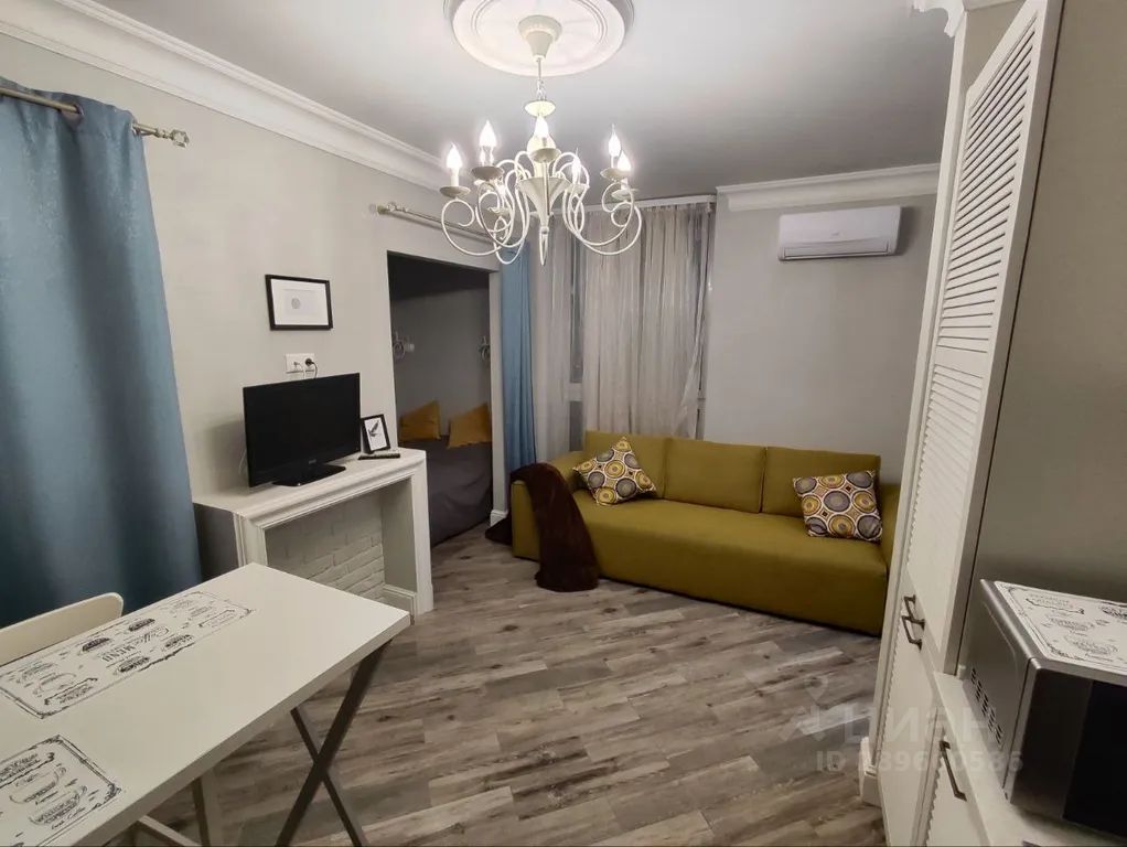 m. Pyatnitskoe shosse: Apartment, studio