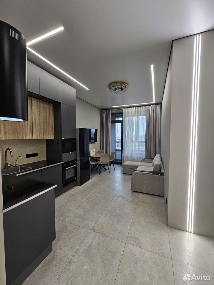 m. ZIL: Apartment, 2-rooms