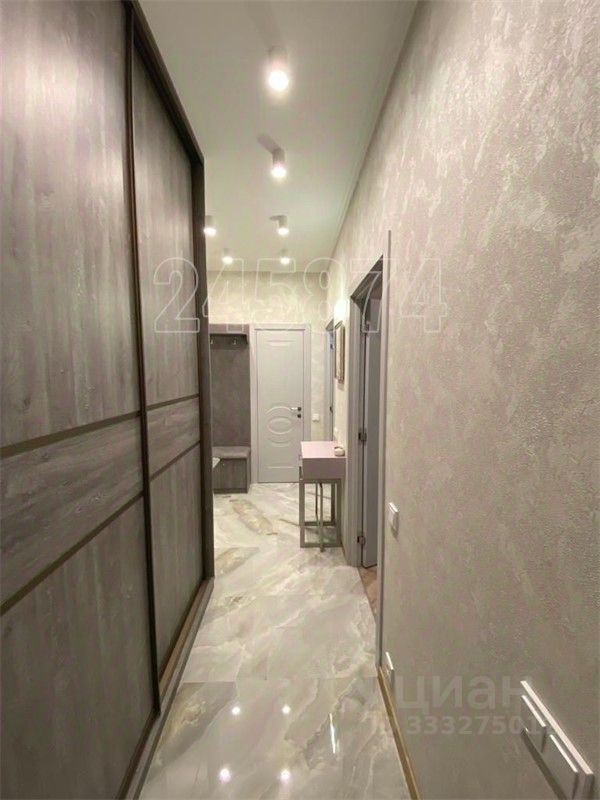 m. Oktyabrskoe pole: Apartment, 2-rooms