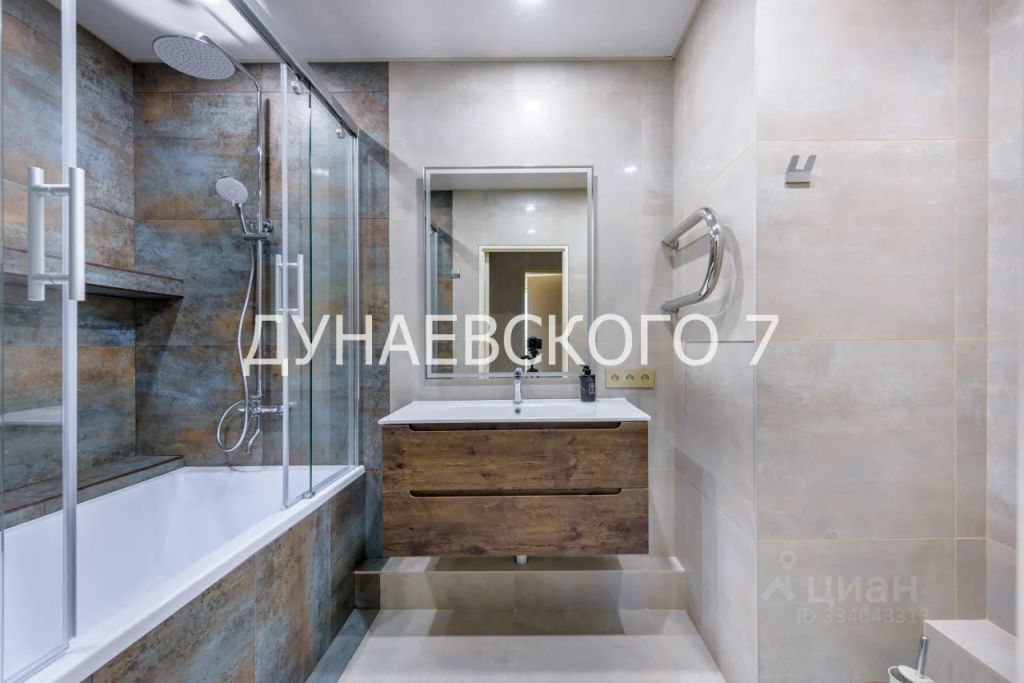 m. Studencheskaya: Apartment, 3-rooms