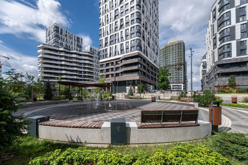 m. Serp i Molot: Apartment, 2-rooms